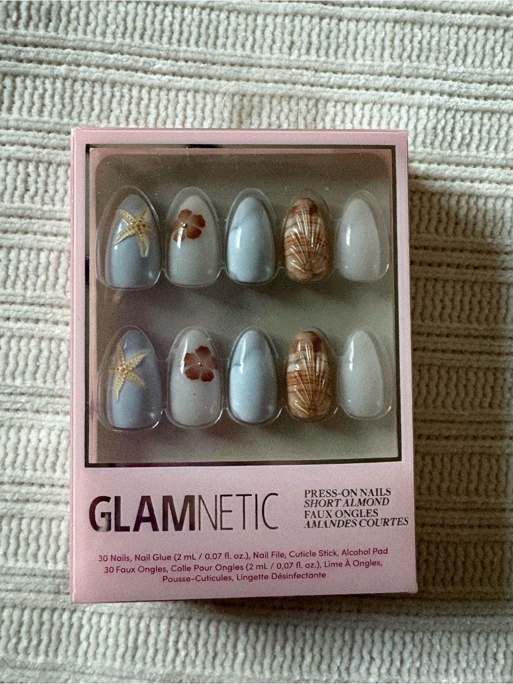 Glamnetic Blue & White Seashell Press-On Nail Set Sea Star